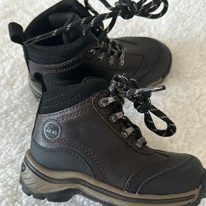 NEW! Timberland Toddler Hiking Boots Brown Size 6